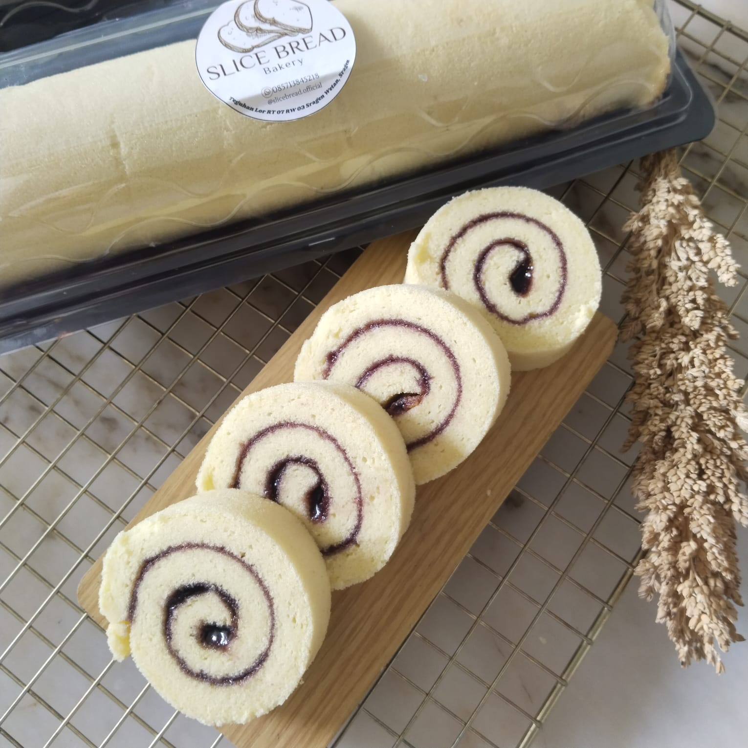 Roll Cake